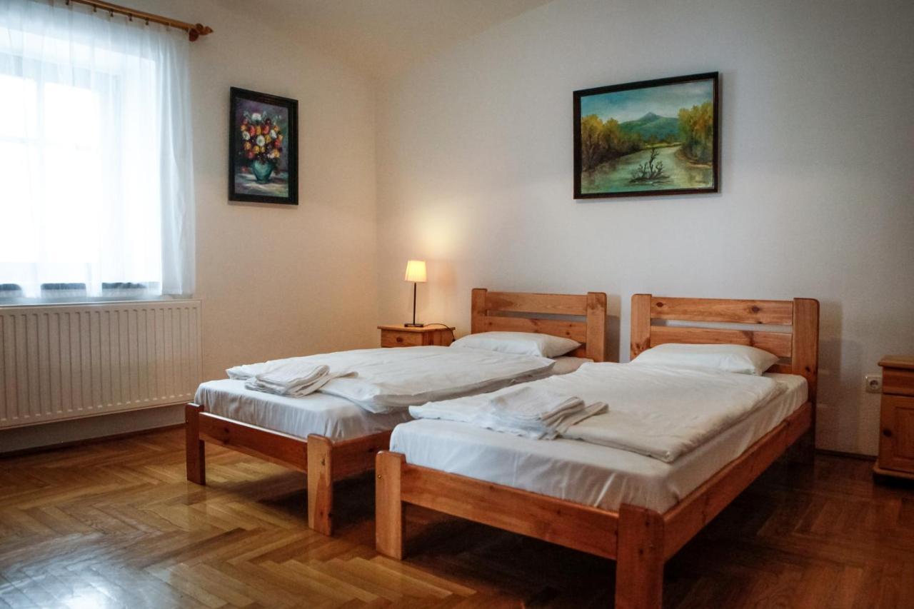 Erzsebet Pince Apartment Tokaj Exterior foto